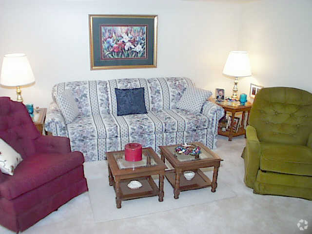 Sala de estar - Hartford Square Townhomes