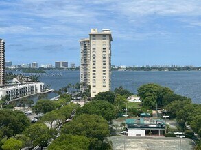 Building Photo - 11111 Biscayne Blvd