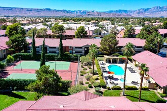 Building Photo - Sky Court Harbors at The Lakes