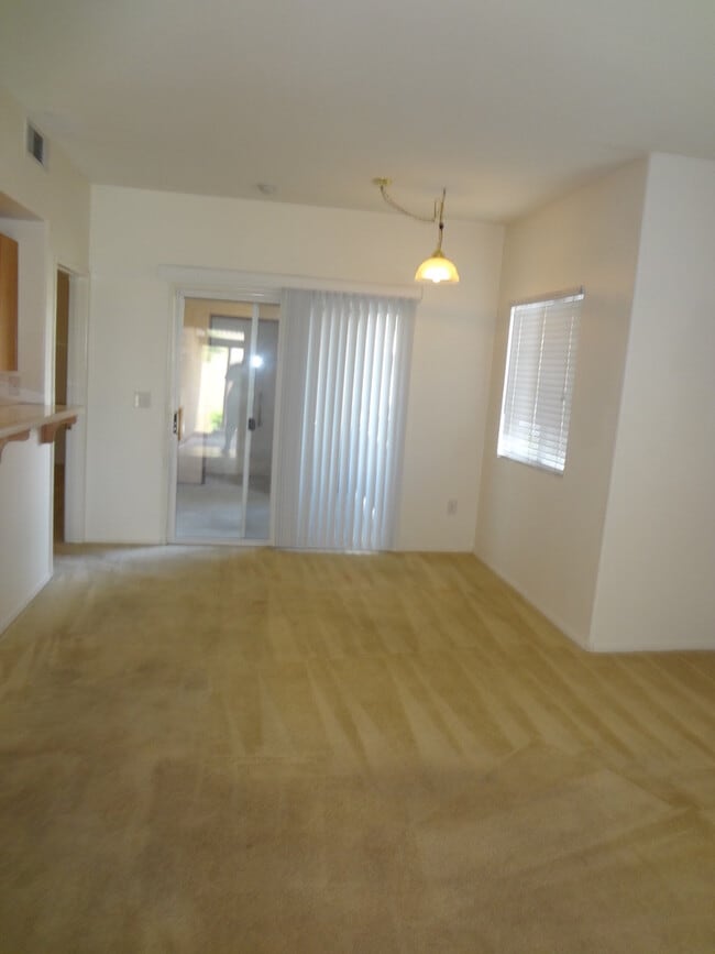 Building Photo - AMBER HILLS 2-B