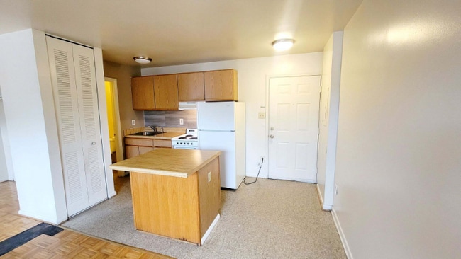 Photo - 1812 Williamsburg Rd Apartment