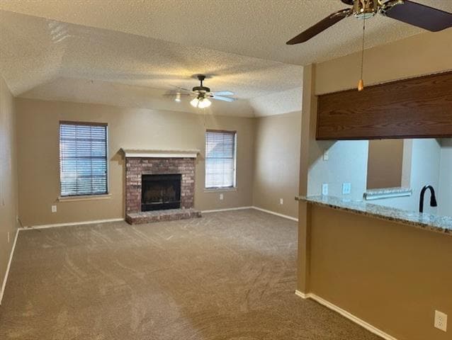 Building Photo - 4705 Sausalito Dr