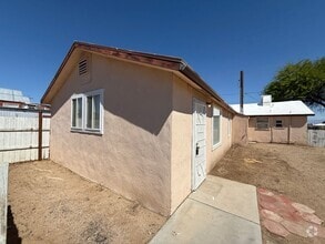Building Photo - 757 W Church Ave
