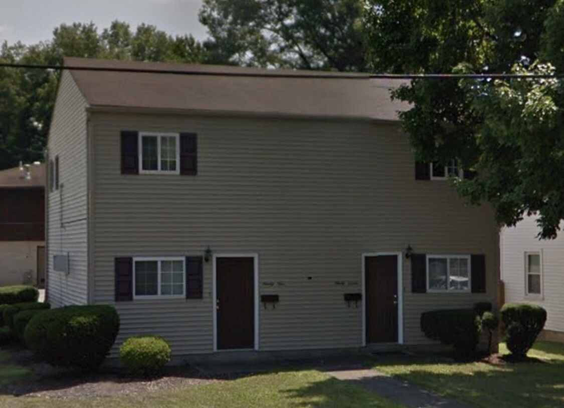 97 Woodrow Ave, Boardman, OH 44512 Apartments in Boardman, OH