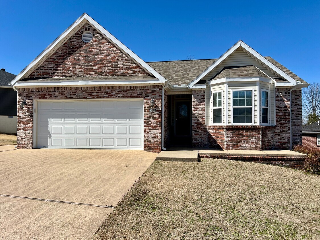 Foto principal - 36 Valley View Cir