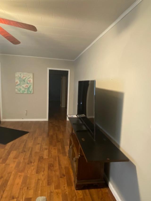 Building Photo - Quiet Neighborhood 3 Bedroom Home with Garage