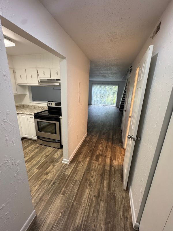 Foto del edificio - 1726 NE 3rd St