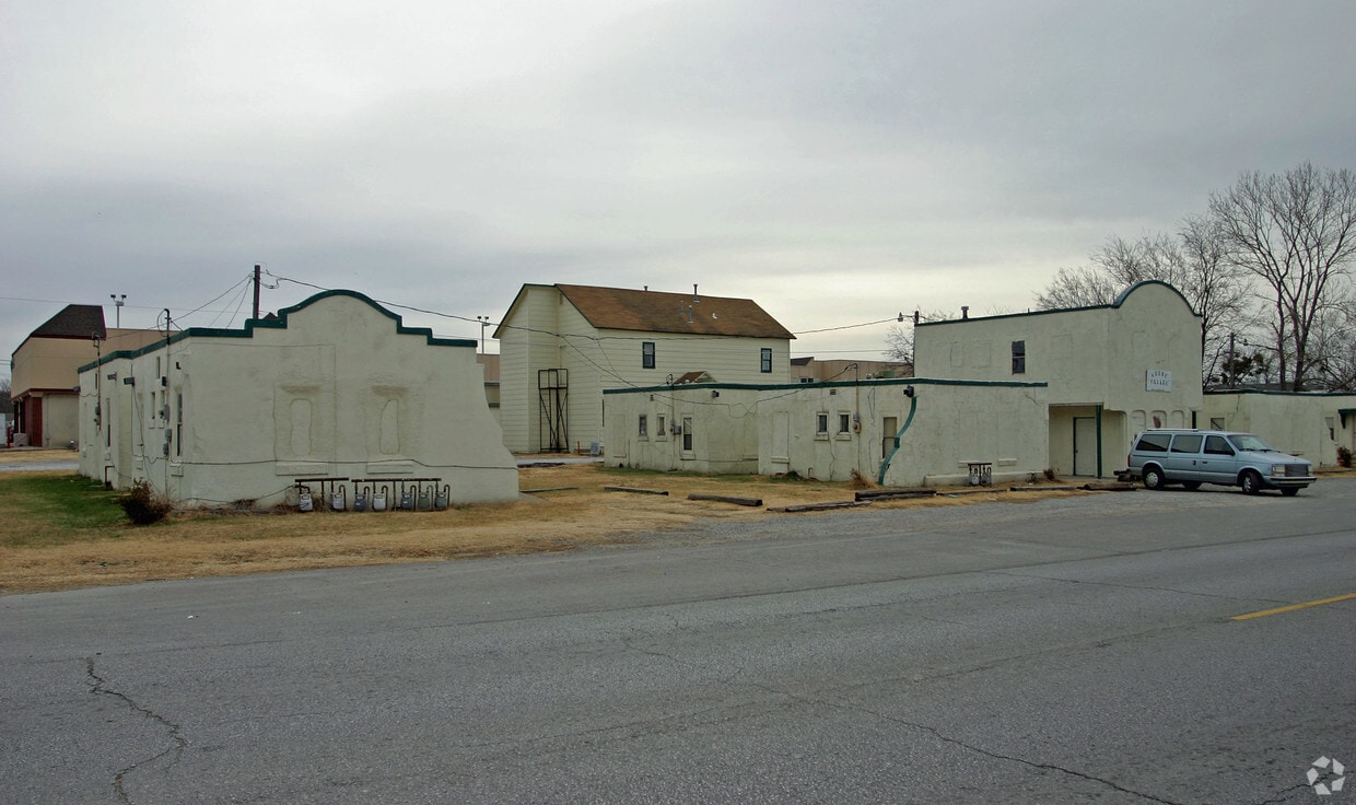 Adobe Village Apartments Claremore Ok Apartments Com