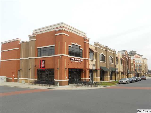 Awesome opportunity to live in 2BR,2.5 BA... - Awesome opportunity to live in  2BR,2.5 BA...