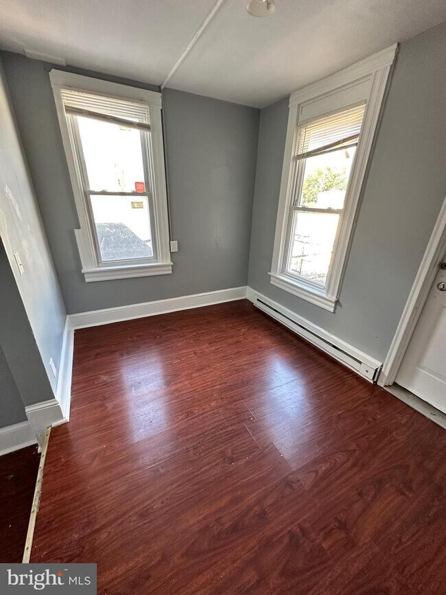 Foto del edificio - 21 N 9th St