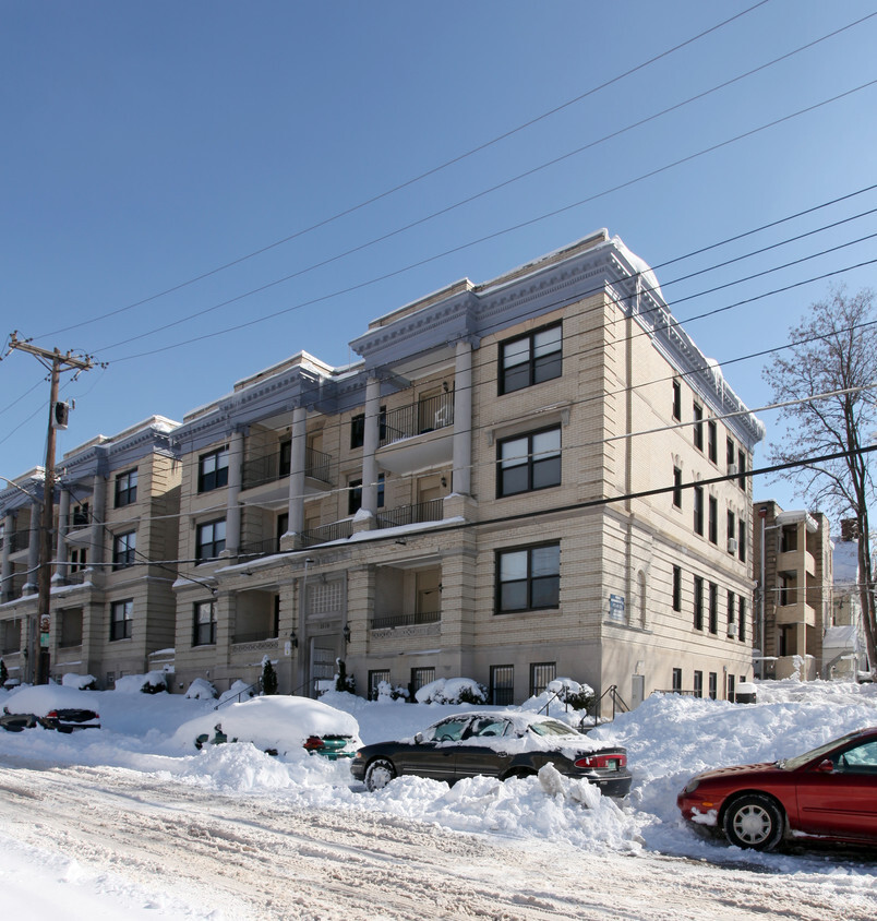 Building Photo - 3510 Louisa St