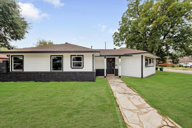 Foto del edificio - 5202 Cortelyou Ln