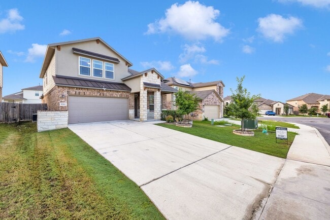Building Photo - Spacious 5 Bedroom Home in NW San Antonio!