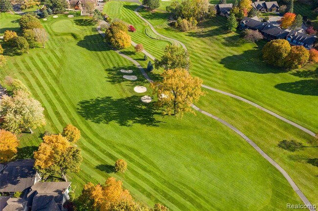 Foto del edificio - 1835 Golf Ridge Dr