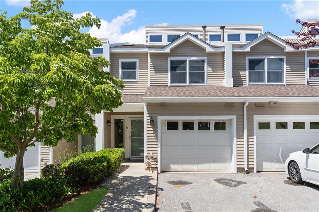 Foto principal - 43 Lawton Brook Ln