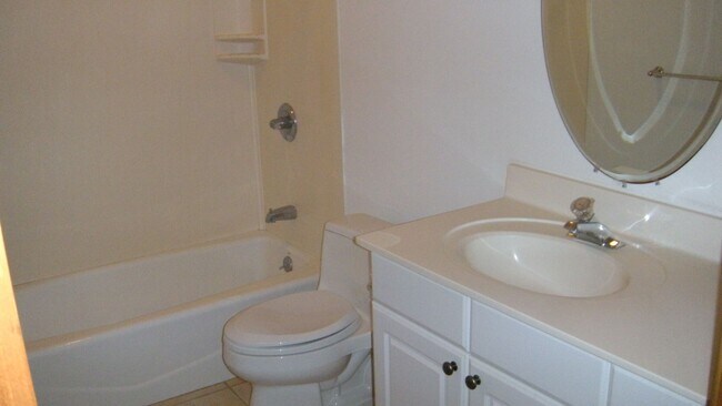 Foto del edificio - Lilipuna Rd. A-B