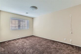 Building Photo - 7624 Desert Largo Ave