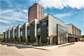 Building Photo - 1717 N 1st Ave