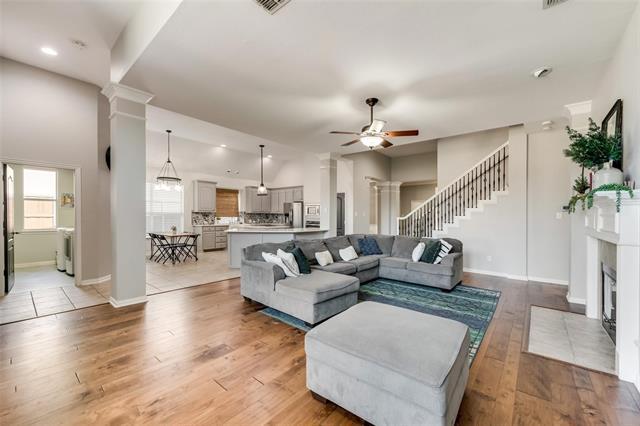 Building Photo - 2338 Angel Falls Dr