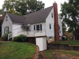 Building Photo - 106 Church St