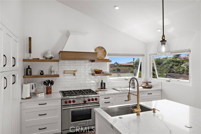 Building Photo - 449 Avenida Crespi