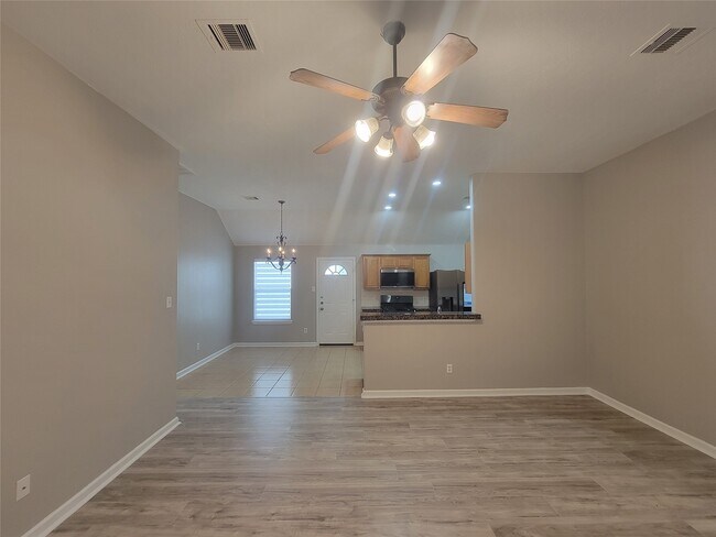 Foto del edificio - 8935 Windfern Trace Dr