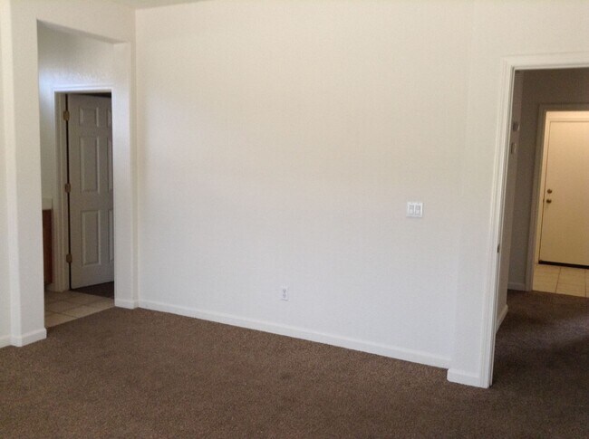 Building Photo - 3540 San Moritz Ave
