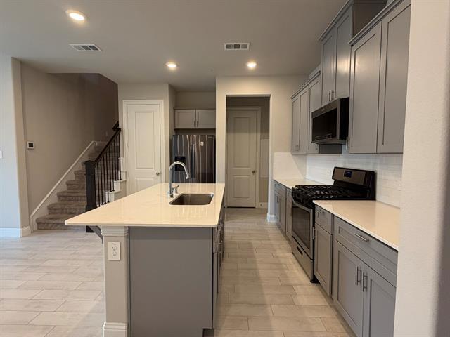 Foto del edificio - 624 Hutchinson Ln