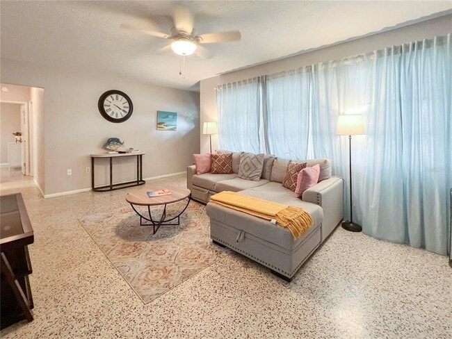 Building Photo - 1649 Livingstone St