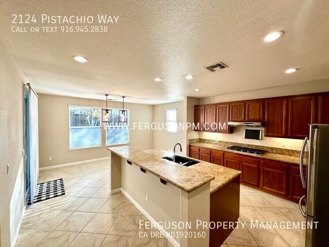 Building Photo - 2124 Pistachio Way