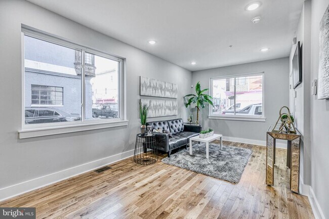 Foto del edificio - 2812 Cecil B Moore Ave