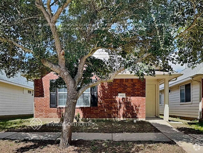 Building Photo - 6425 Mountain Pines Ln