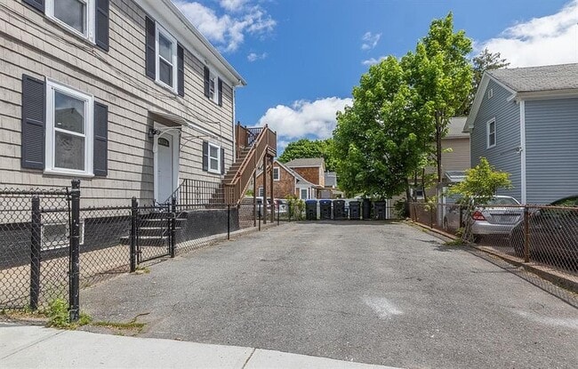 Photo - 205 Ives St Townhome