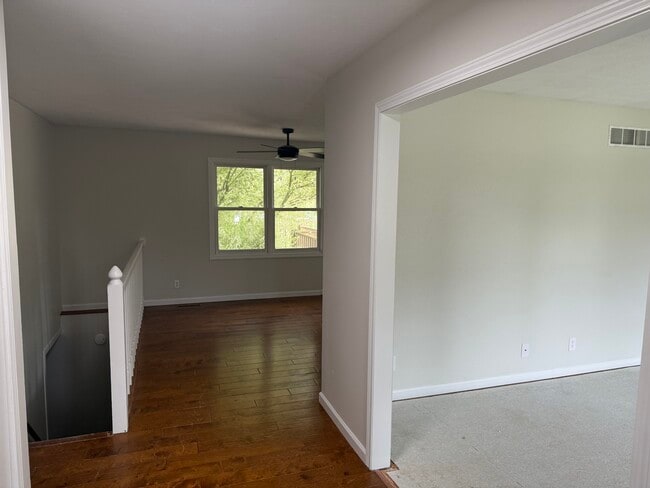 Building Photo - 10274 Golden Wheat Dr