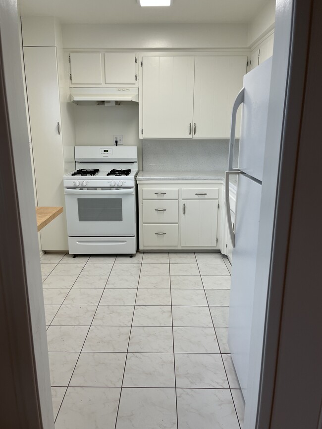 Foto del edificio - 5319 Radford Ave