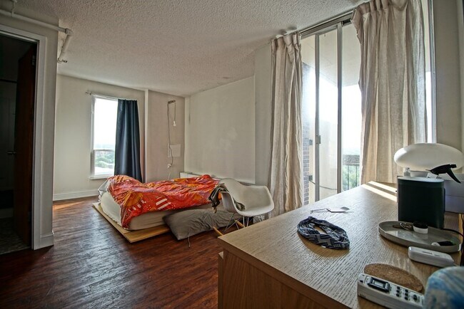 Foto del edificio - 872 Massachusetts Ave