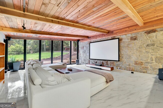 Foto del edificio - 4144 Flintlock Rd NW