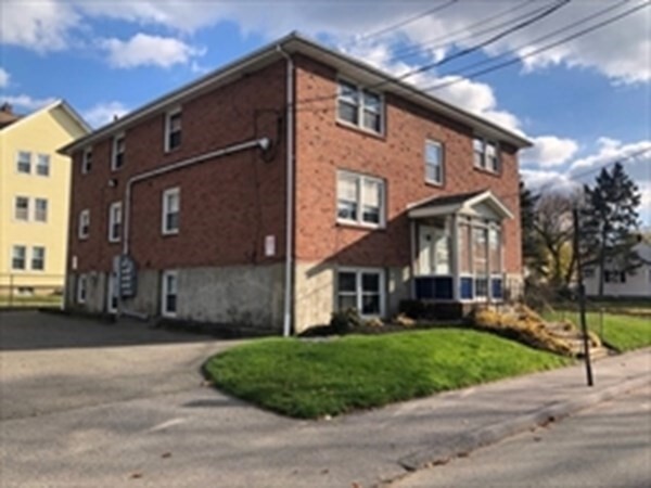 Primary Photo - 15 Hamilton St