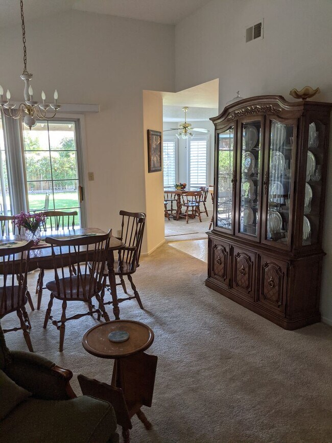 Building Photo - Charming 3-bedroom Home in the Northwest N...
