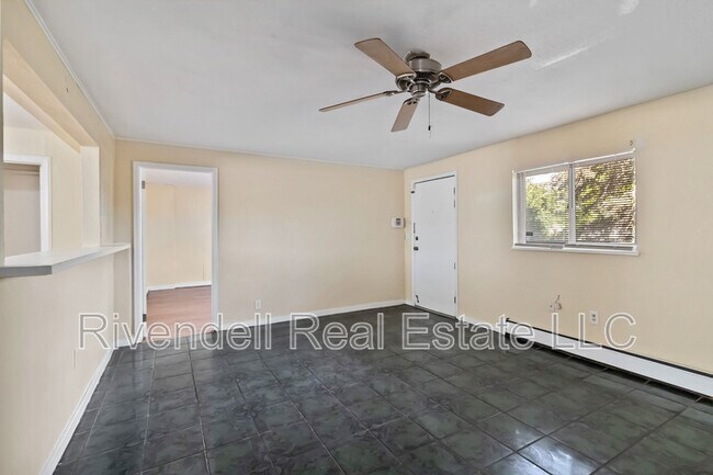 Foto del edificio - 14920 E 22nd Ave