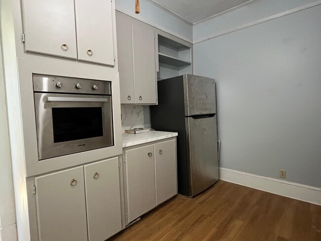 Building Photo - 115 Oglethorpe Blvd