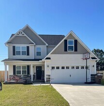 Building Photo - 216 Holly Grove Ct E