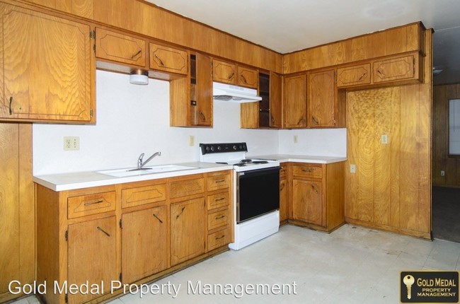 Building Photo - 807 Pecan Cir