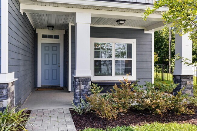 Building Photo - 612 Watervale Dr
