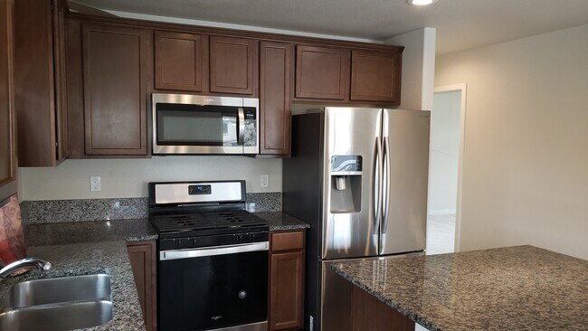 Foto del edificio - 3485 E Garden St