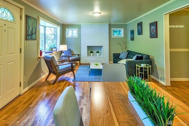 Foto del edificio - 1107 NE 155th St