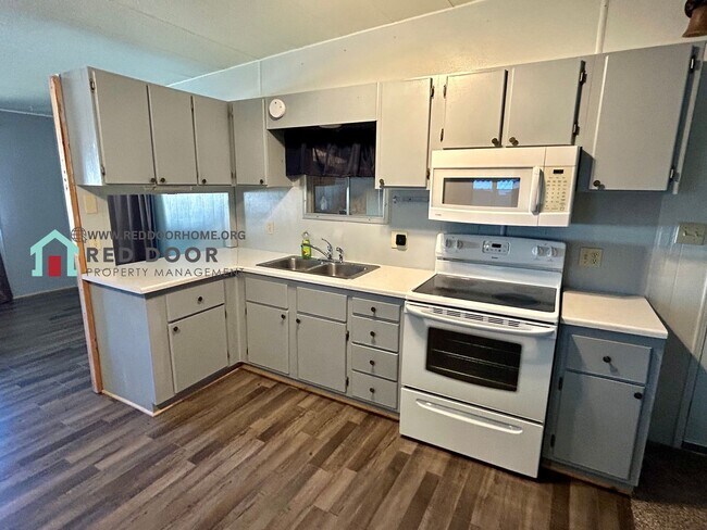 Foto del edificio - Charming 2 Bed, 1 Bath Home in a Friendly ...
