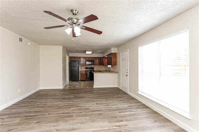 Building Photo - 8913 Doliver Dr