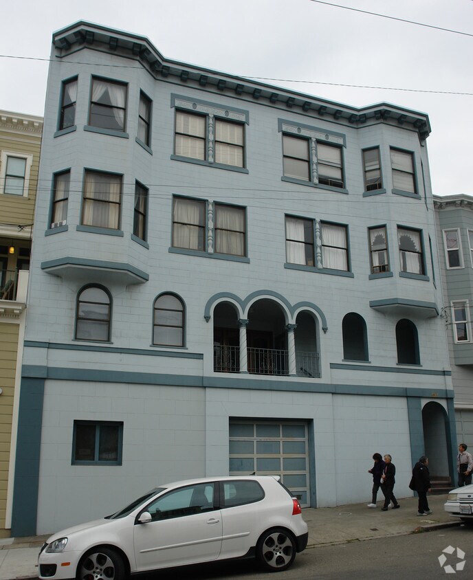 Building Photo - 865 Filbert St