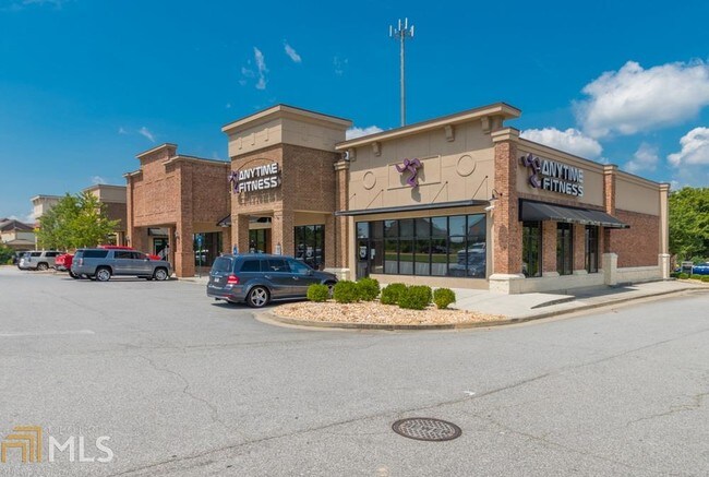 Foto del edificio - 2483 Cedarcrest Rd